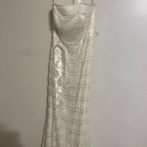 Womens wedding dress